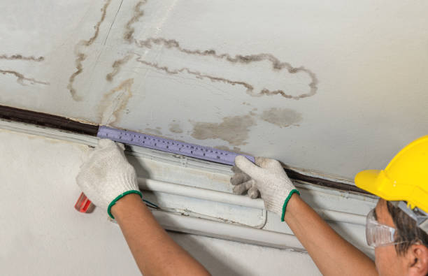 Trusted Burst Pipe Water Damage service in Springfield, WI - Aqua Guard Water Damage